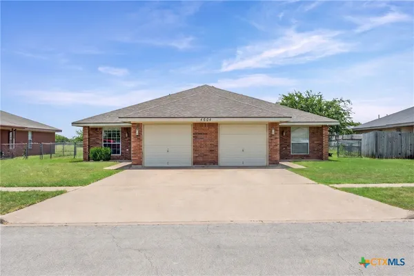 $325,000 | 4604 Wade Drive, Killeen, TX 76549