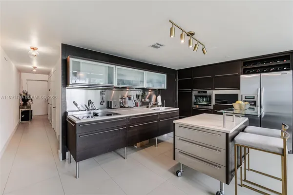 $8,500 | 6000 Collins Avenue, Unit 523, Miami Beach, FL 33140