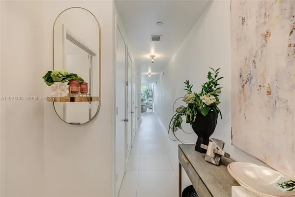 $8,500 | 6000 Collins Avenue, Unit 523, Miami Beach, FL 33140