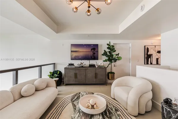 $8,500 | 6000 Collins Avenue, Unit 523, Miami Beach, FL 33140