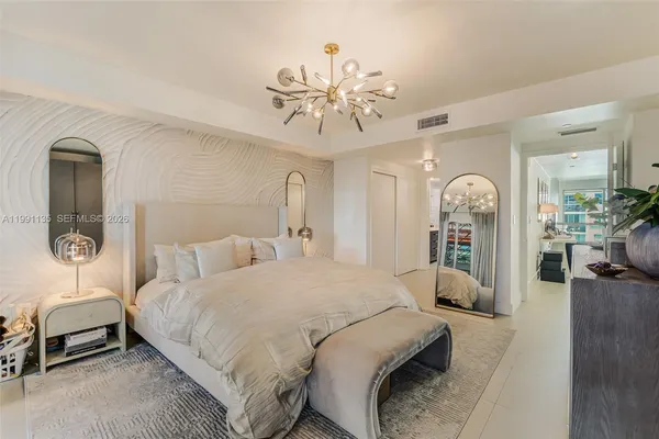 $8,500 | 6000 Collins Avenue, Unit 523, Miami Beach, FL 33140