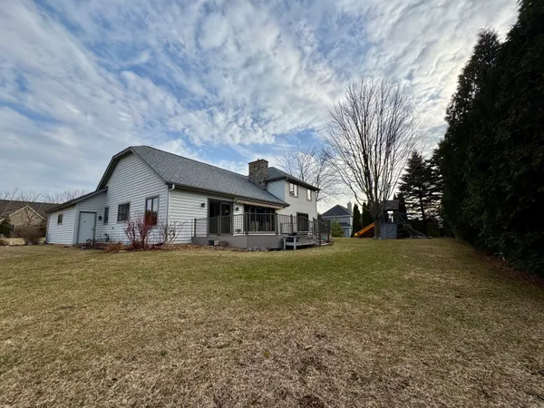 $674,900 | 375 Regatta Drive, Port Washington, WI 53074