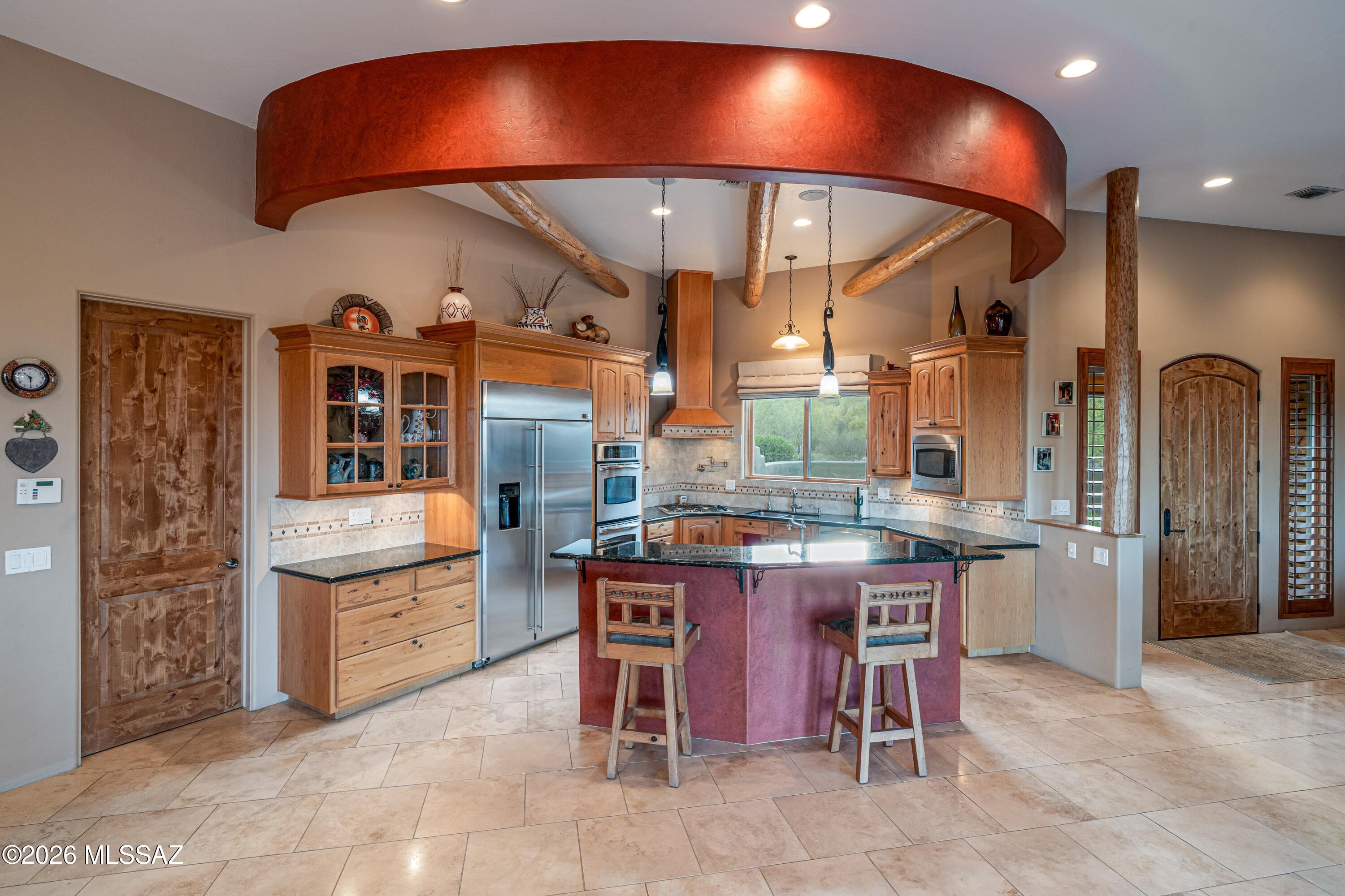 1540 North Saguaro Cliffs Court Tucson, AZ 85745 - Photo 7 of 48 33-Kitchen