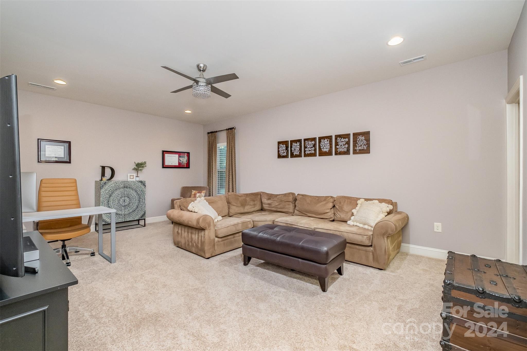 6926 Potter Road Weddington, NC 28104 - Photo 36 of 46 a living room with furniture