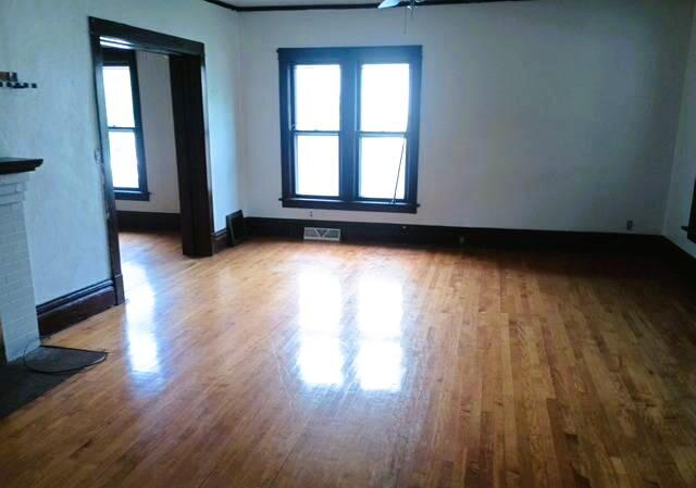 233 South Water Street East Fort Atkinson, WI 53538 - Photo 8 of 19 TRL156-1123599501