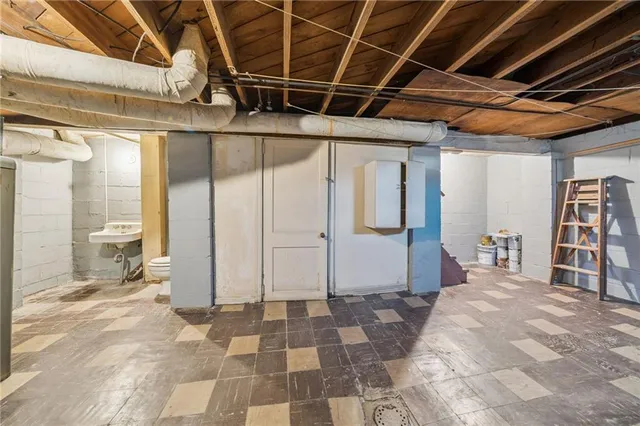 $90,000 | 3108 Brown Place, North Versailles, PA 15137