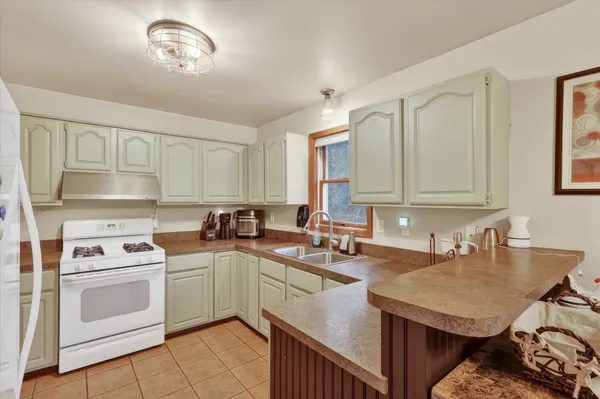 $395,000 | 18177 Yuma Court, Spring Lake, MI 49456