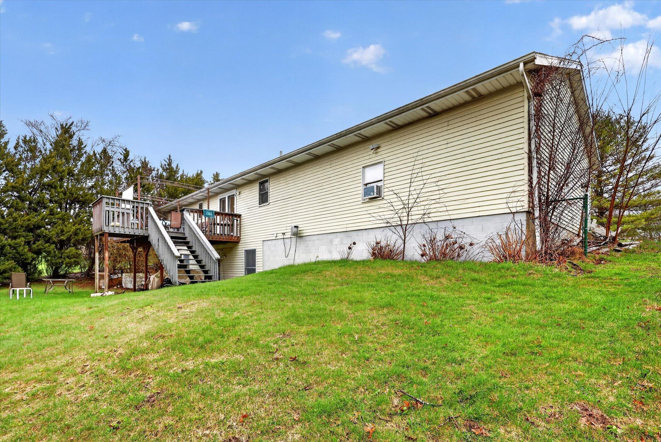 18177 Yuma Court Spring Lake, MI 49456 - Photo 41 of 49 46-18177-Yuma-Ct-WindowStill
