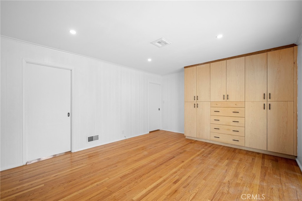 685 Rim Road Pasadena, CA 91107 - Photo 13 of 27 wooden floor in an empty room