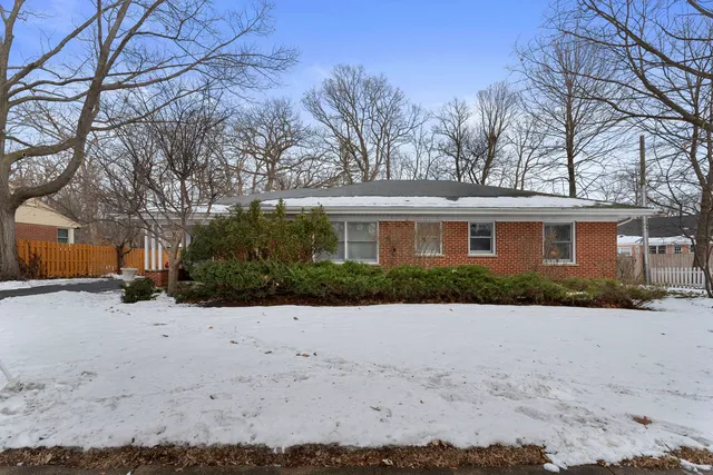 $4,475 | 1505 Willow Street, Lake Forest, IL 60045
