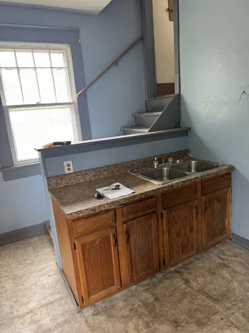 $100,000 | 424 Lambuth Boulevard, Jackson, TN 38301