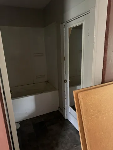 $100,000 | 424 Lambuth Boulevard, Jackson, TN 38301