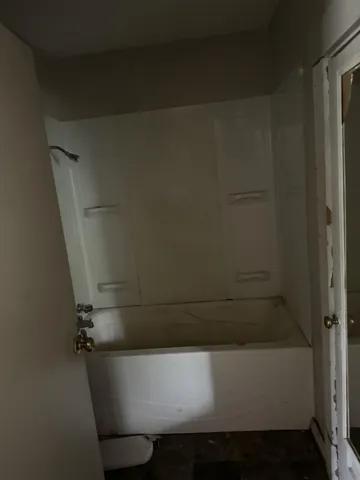 $100,000 | 424 Lambuth Boulevard, Jackson, TN 38301