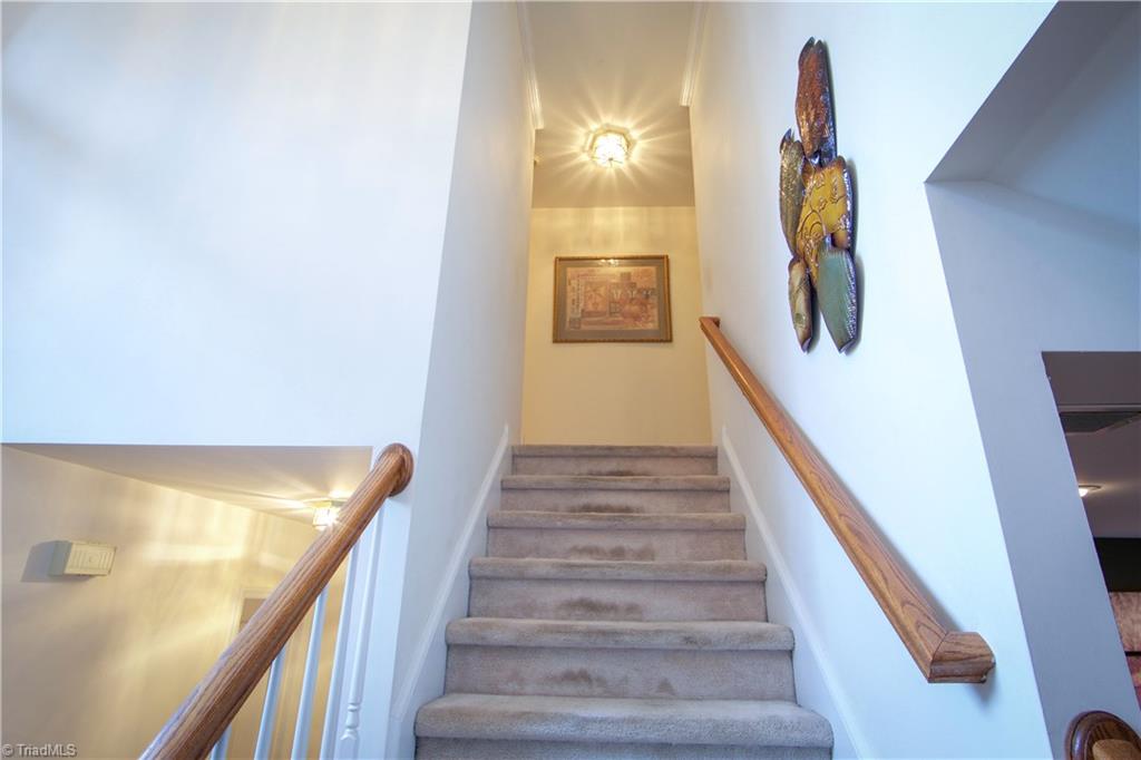 7540 Riverside Court Clemmons, NC 27012 - Photo 5 of 18 Gallery Image 5