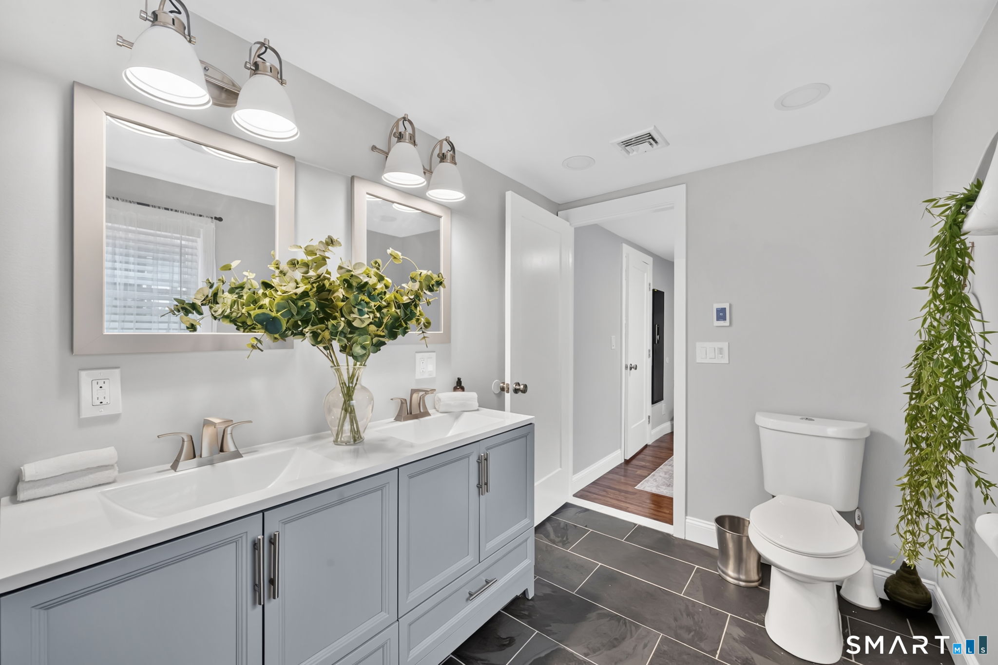 30 Avondale Road West Hartford, CT 06117 - Photo 17 of 40
