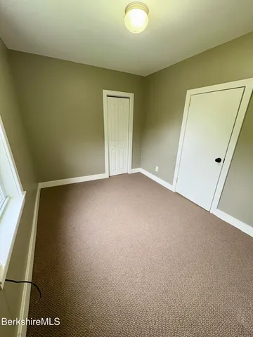 $1,400 | 319 Old Columbia Street, Adams, MA 01220