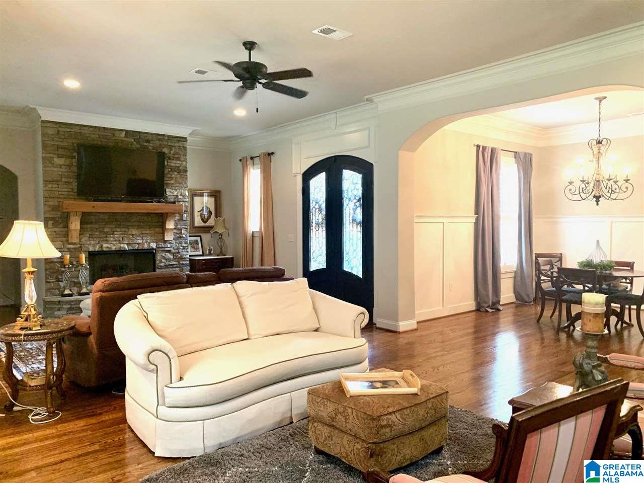 256 Normandy Lane Chelsea, AL 35043 - Photo 2 of 31