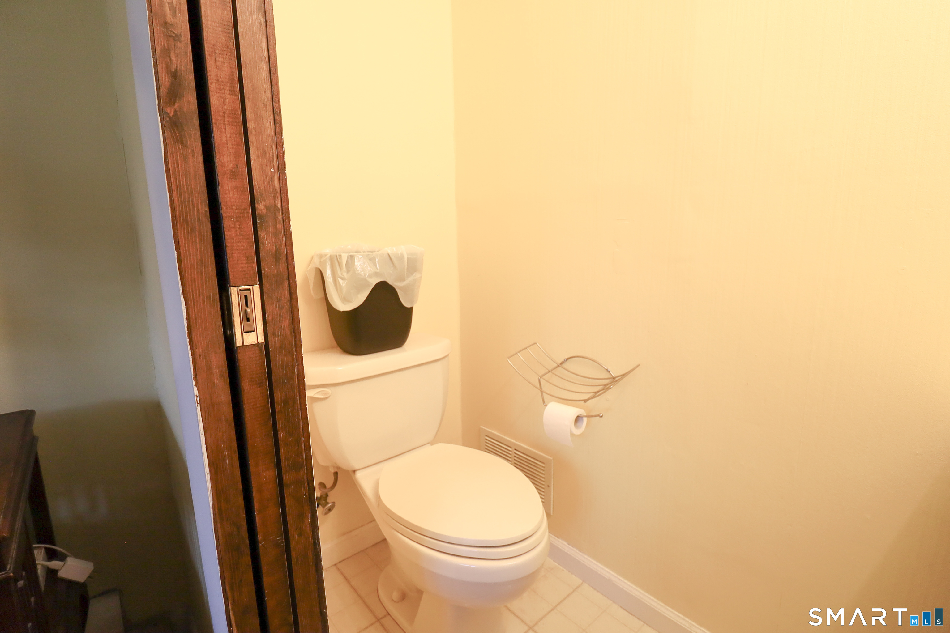 132 Milton Road Bristol, CT 06010 - Photo 9 of 33
