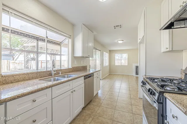 $459,900 | 43602 Serenity Court, Lancaster, CA 93535