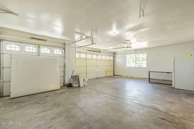 $459,900 | 43602 Serenity Court, Lancaster, CA 93535