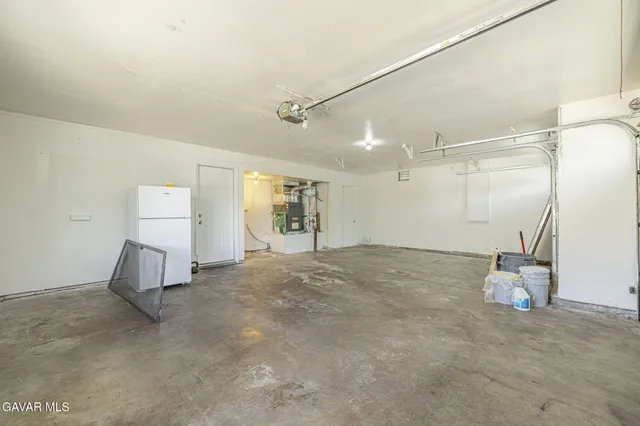 $459,900 | 43602 Serenity Court, Lancaster, CA 93535