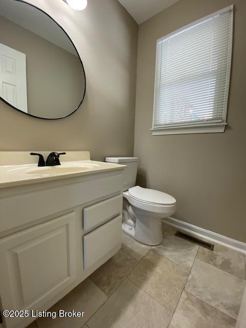 120 Pea Ridge Road Frankfort, KY 40601 - Photo 19 of 52 Half bath off of family room