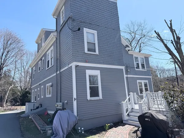 $1,900 | 359 Village Street, Unit 3, Millis, MA 02054