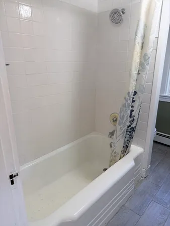 $1,900 | 359 Village Street, Unit 3, Millis, MA 02054