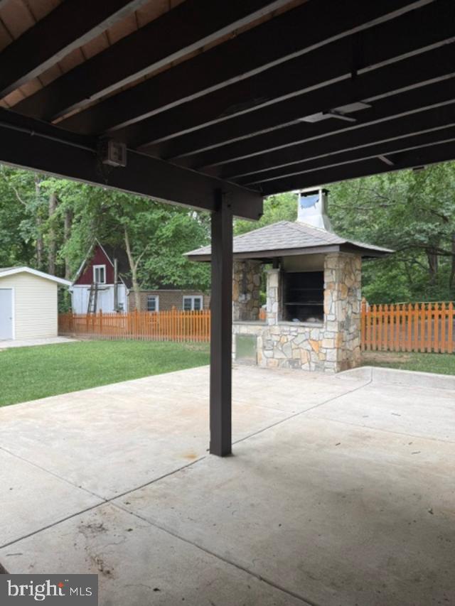 3623 Colony Road Fairfax, VA 22030 - Photo 16 of 20 Patio-under deck
