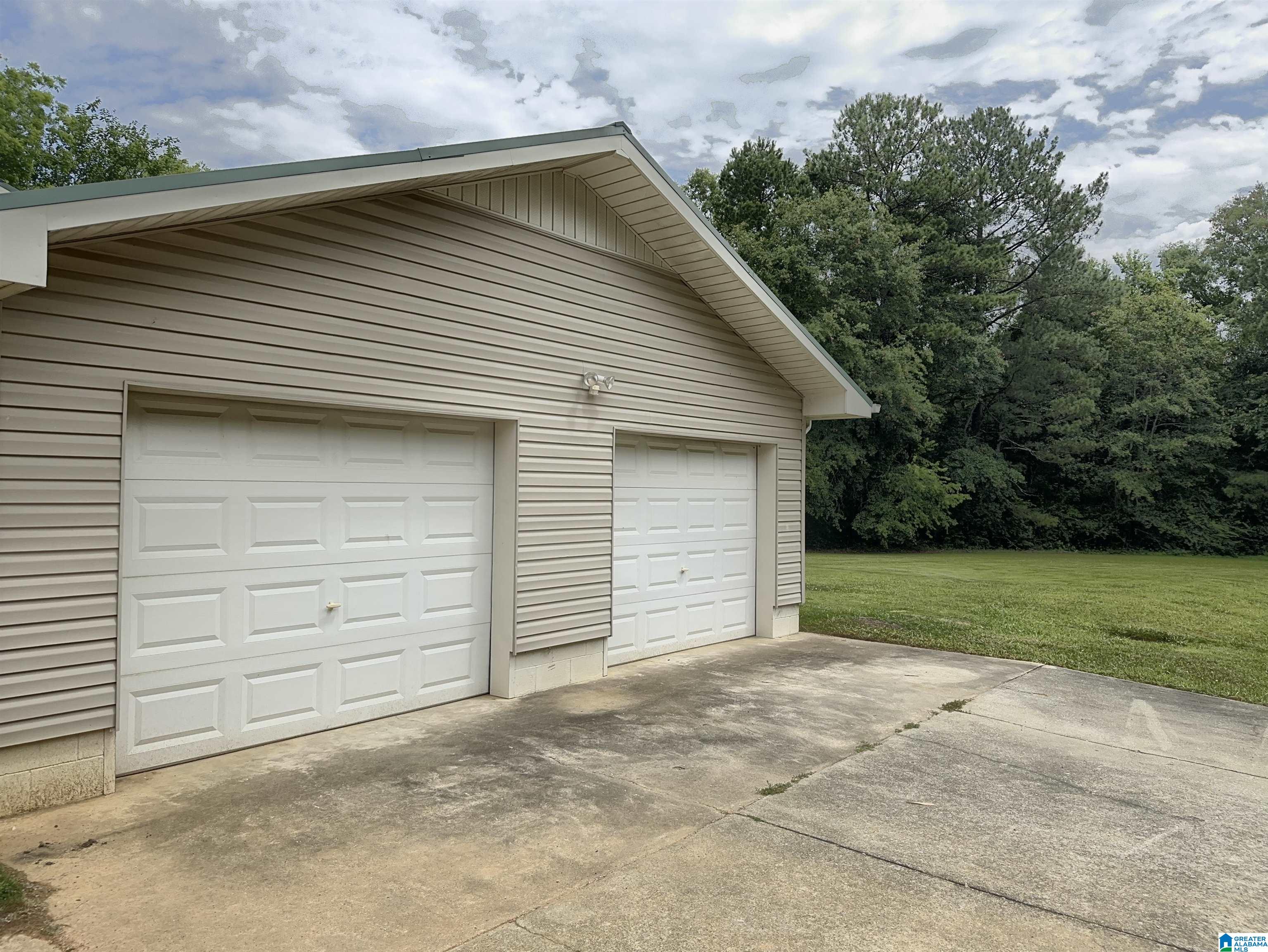 546 Brecon Access Road Talladega, AL 35160 - Photo 26 of 27