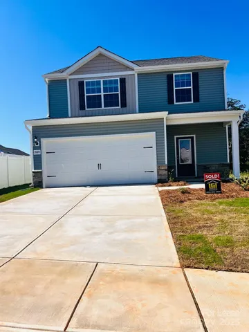 $2,200 | 2020 Transatlantic Avenue, Charlotte, NC 28215