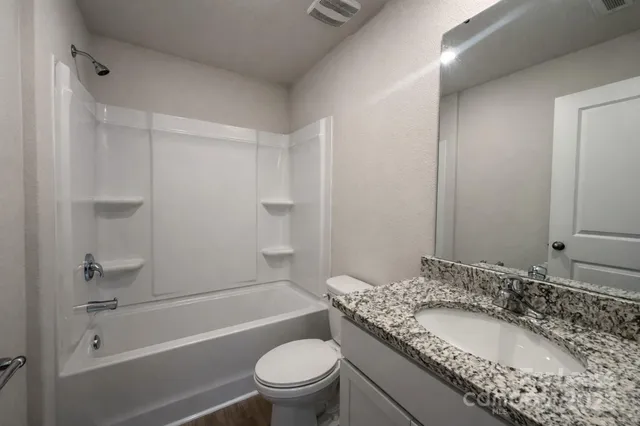 $2,200 | 2020 Transatlantic Avenue, Charlotte, NC 28215