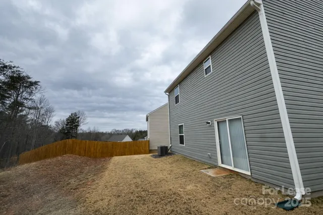 $2,200 | 2020 Transatlantic Avenue, Charlotte, NC 28215