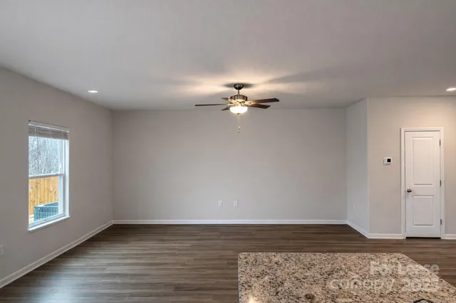 $2,200 | 2020 Transatlantic Avenue, Charlotte, NC 28215