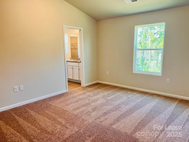 $2,200 | 2020 Transatlantic Avenue, Charlotte, NC 28215