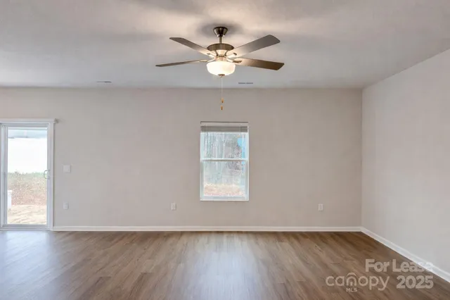 $2,200 | 2020 Transatlantic Avenue, Charlotte, NC 28215