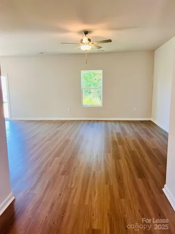 $2,200 | 2020 Transatlantic Avenue, Charlotte, NC 28215