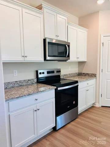 $2,200 | 2020 Transatlantic Avenue, Charlotte, NC 28215