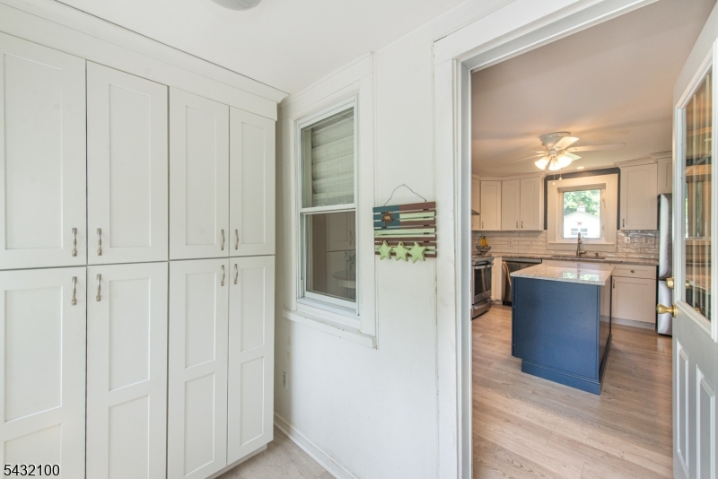 64 Main Street Flanders, NJ 07836 - Photo 25 of 50