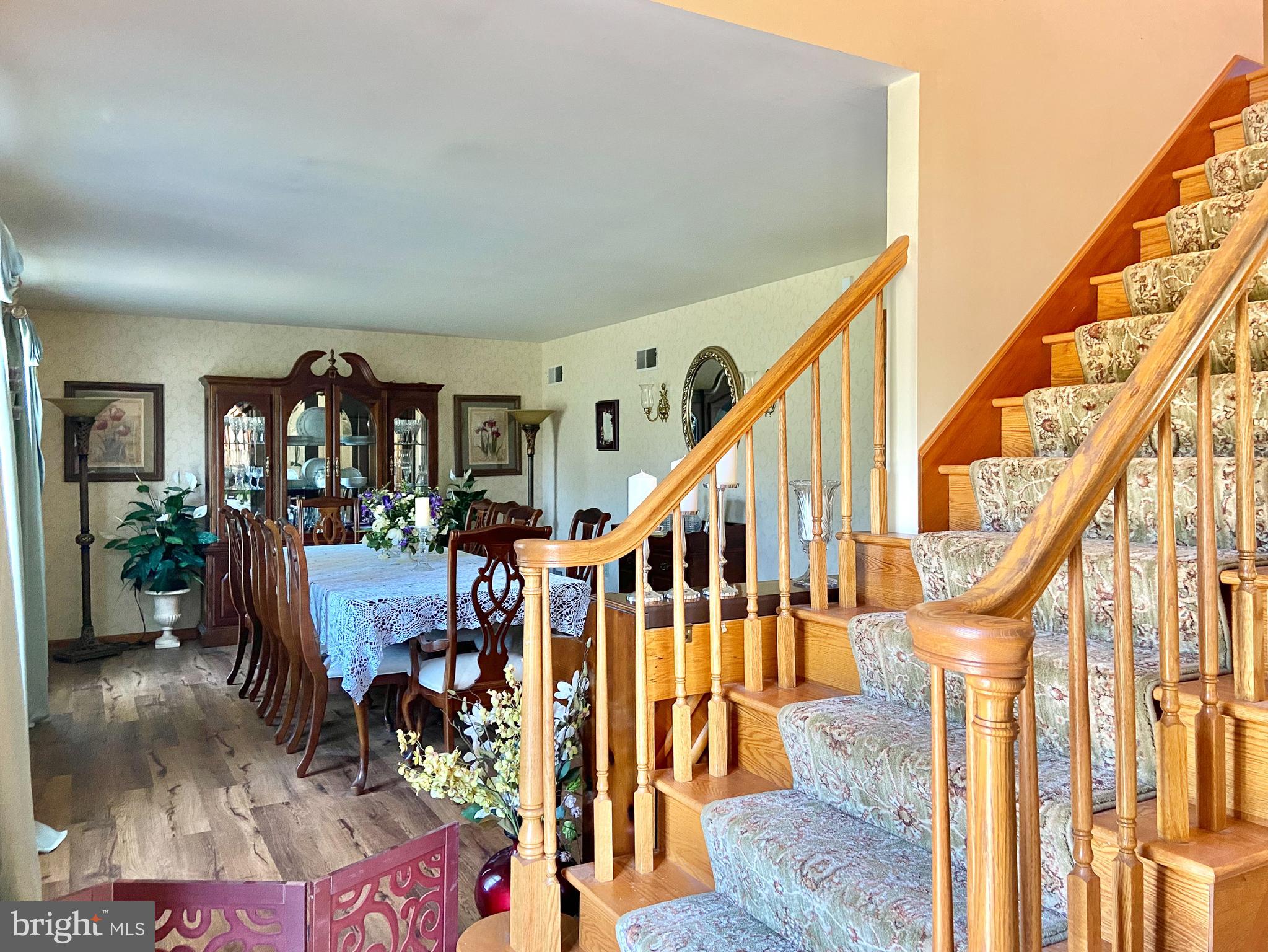 304 Farm Del Circle Lititz, PA 17543 - Photo 7 of 85 V3 With View of Dining Room