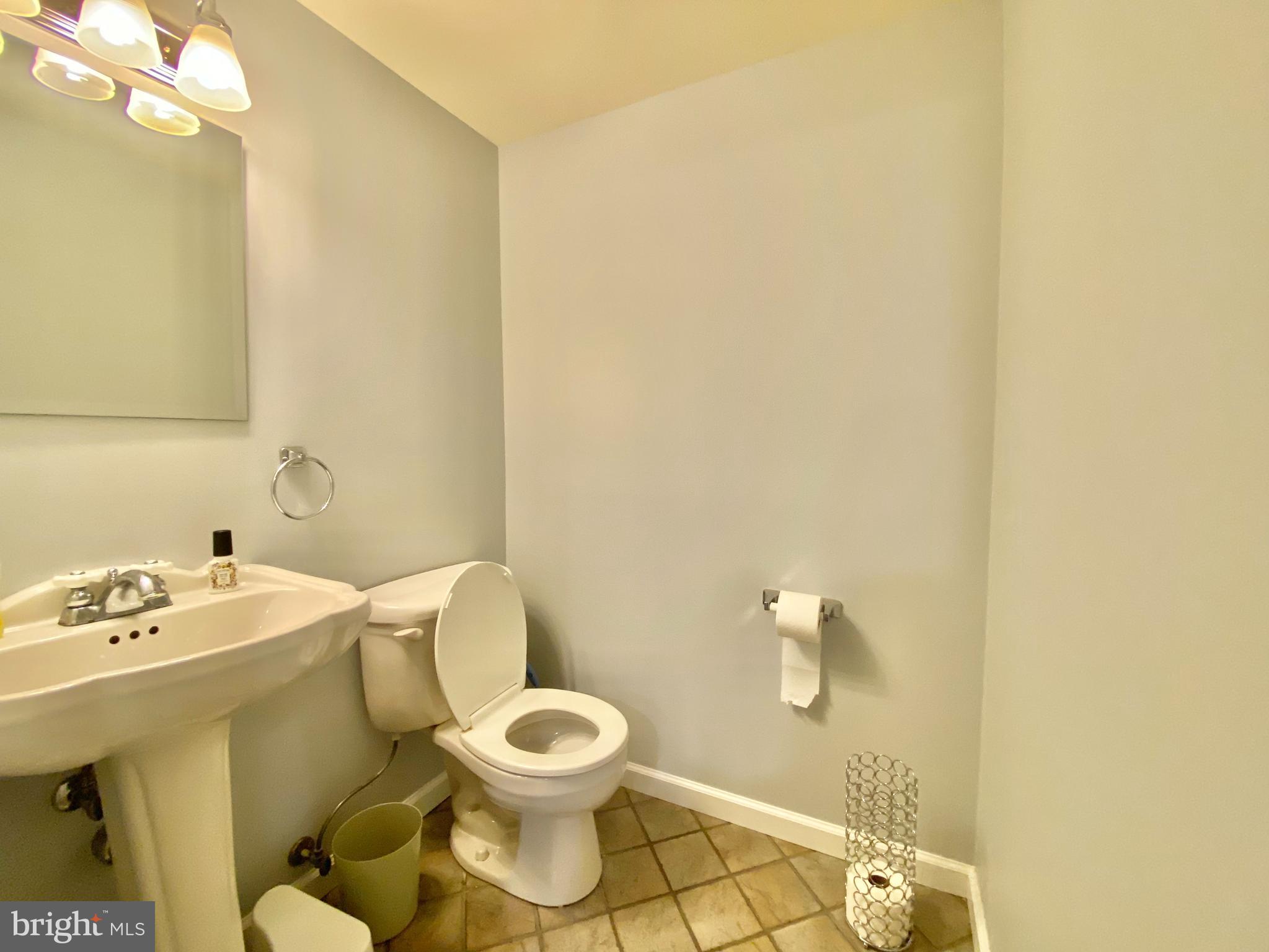 304 Farm Del Circle Lititz, PA 17543 - Photo 65 of 85 V9