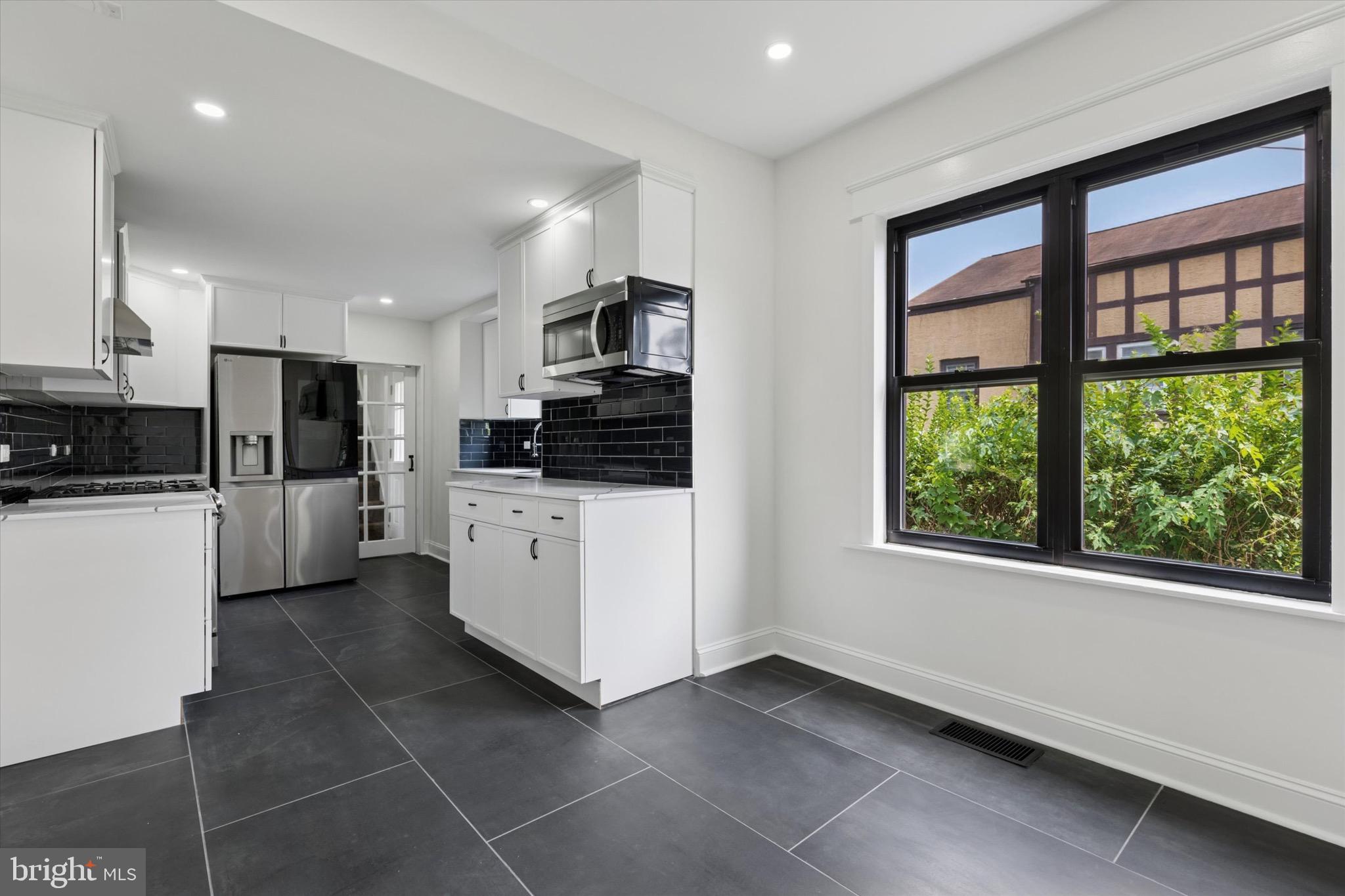 8363 Limekiln Pike Wyncote, PA 19095 - Photo 14 of 54 Breakfast nook
