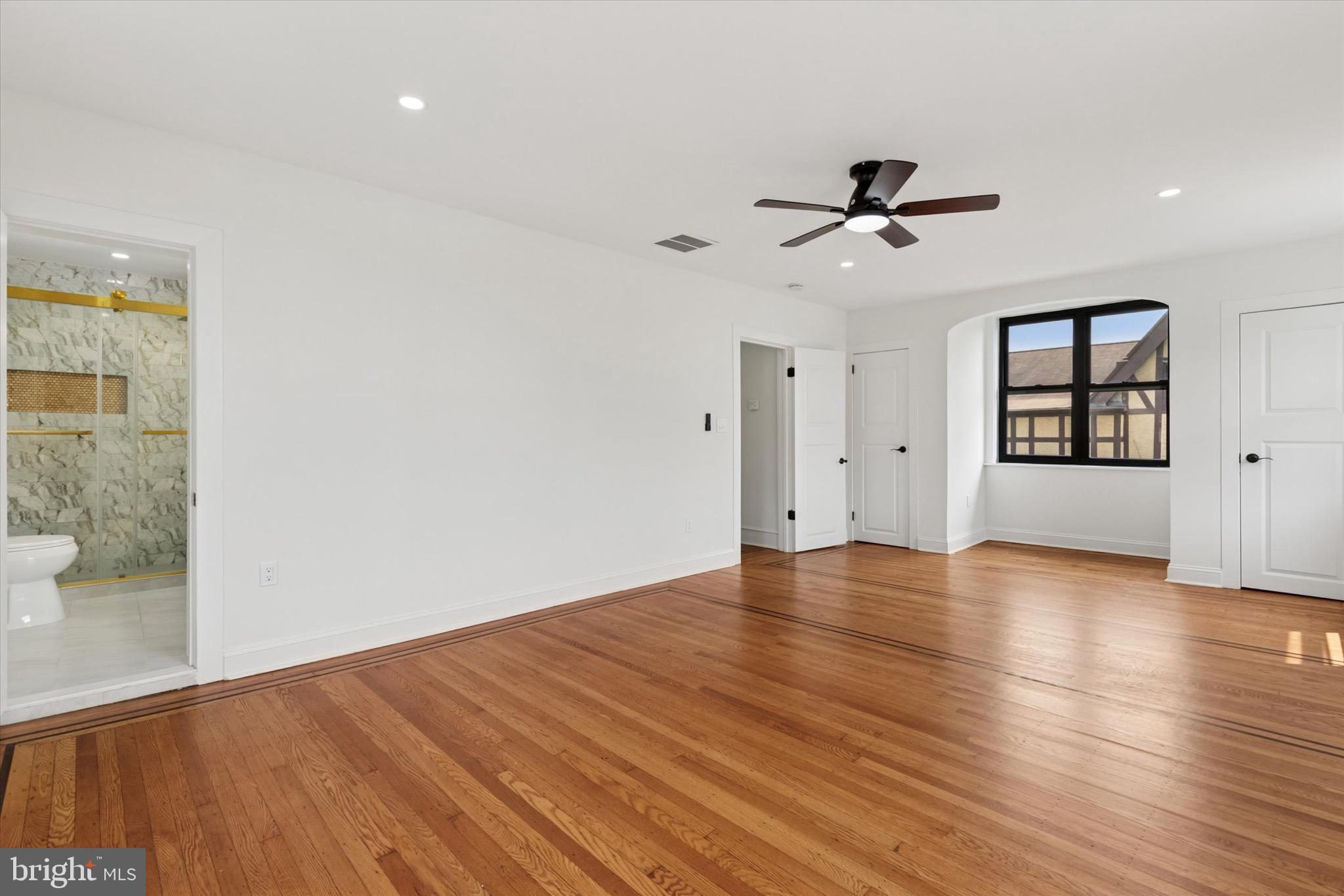 8363 Limekiln Pike Wyncote, PA 19095 - Photo 23 of 54 Primary bedroom