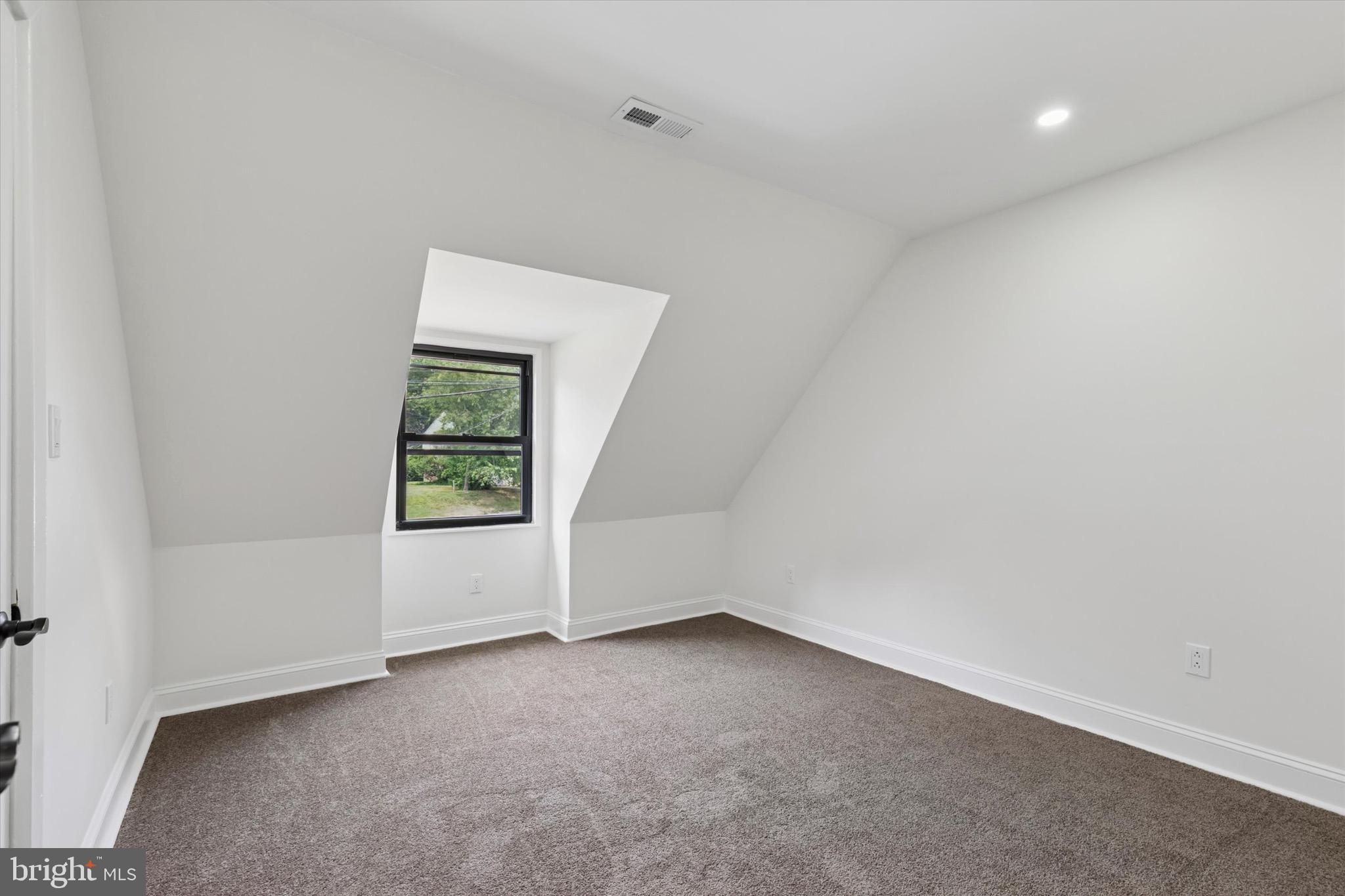 8363 Limekiln Pike Wyncote, PA 19095 - Photo 32 of 54