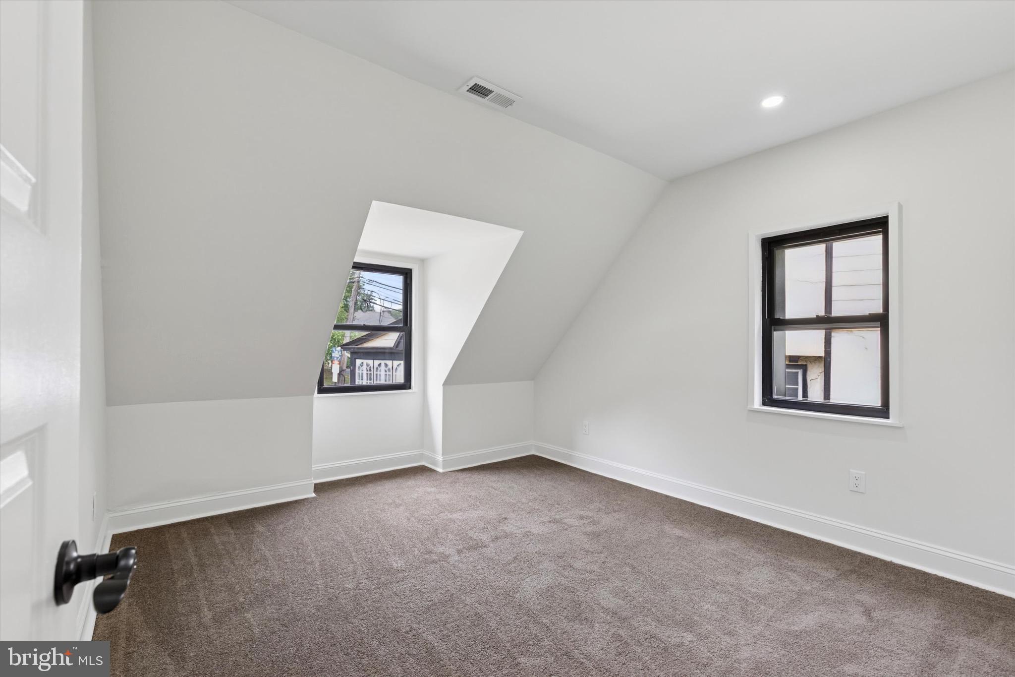 8363 Limekiln Pike Wyncote, PA 19095 - Photo 33 of 54