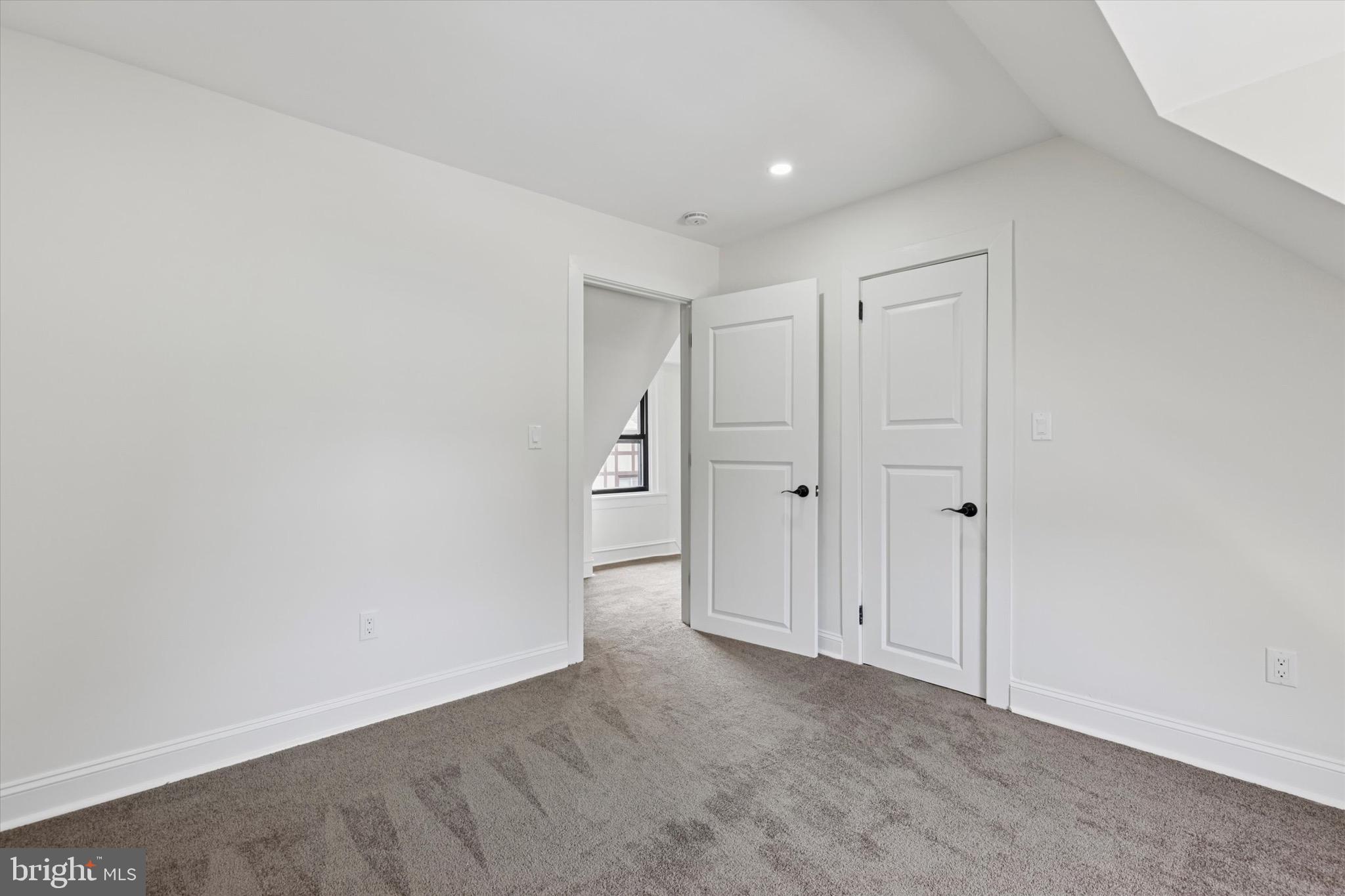 8363 Limekiln Pike Wyncote, PA 19095 - Photo 35 of 54