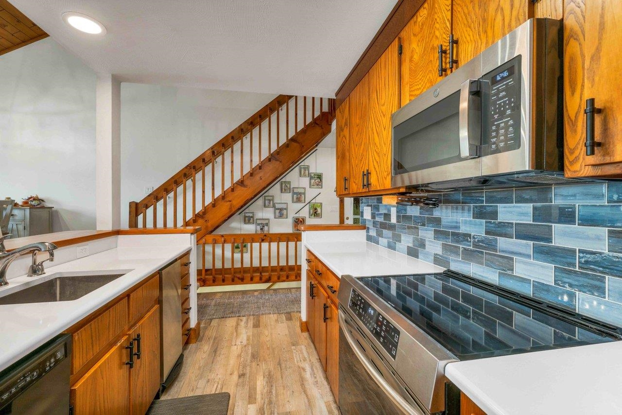 1 Barber Pole Road, Unit 2 Tuftonboro, NH 03853 - Photo 6 of 53