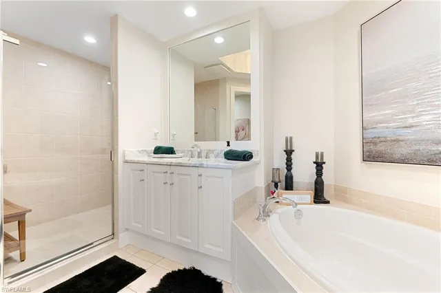 $795,000 | 4751 West Bay Boulevard, Unit 1002, Estero, FL 33928