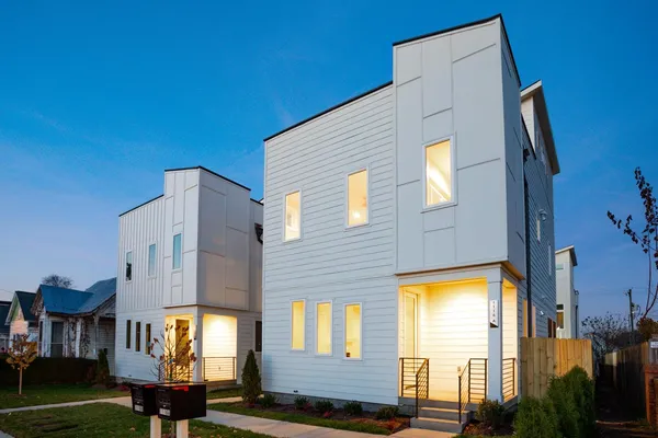 $3,850 | 1114 A 2nd Avenue South, Nashville, TN 37210