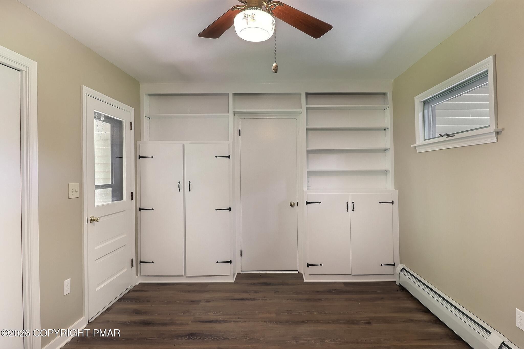 307 Foxglove Road Stroudsburg, PA 18360 - Photo 22 of 41 Den